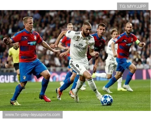 欧洲冠军联赛：皇马逆转晋级，淘汰赛火爆异常！，欧冠联赛_皇马晋级八强