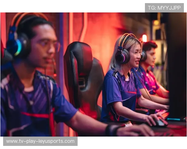 电竞赛场年度最疯狂操作回顾