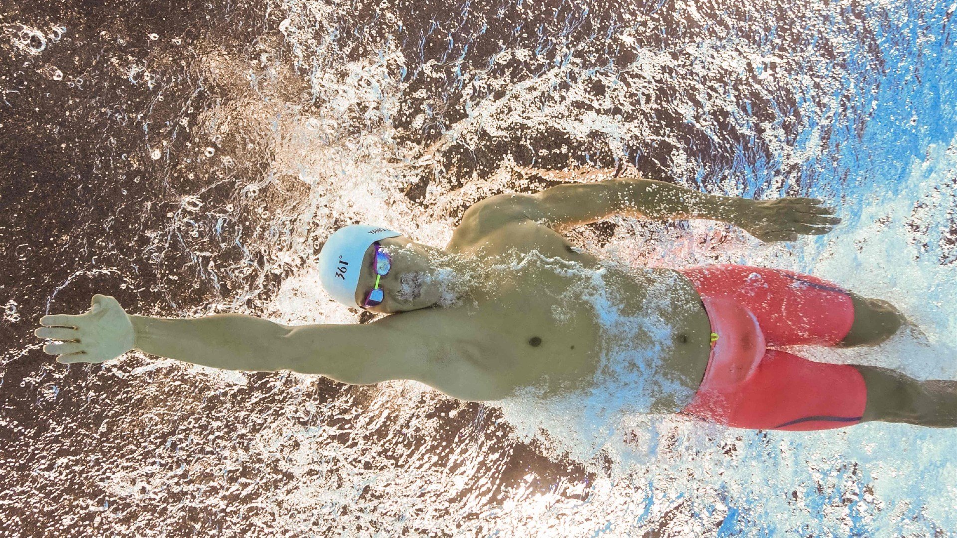 “伦敦德比，香港赛场！阿仙奴与热刺谁能笑到最后？”